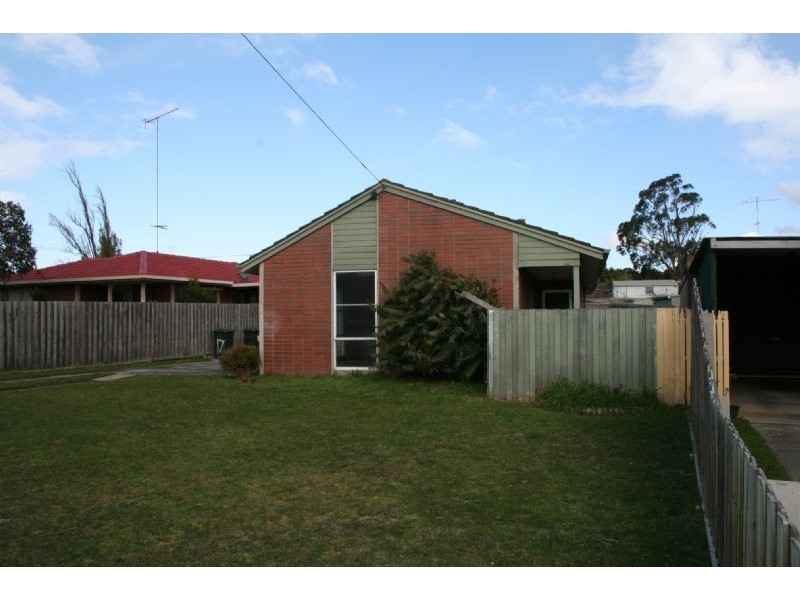 17 Taylor Crescent, Traralgon VIC 3844
