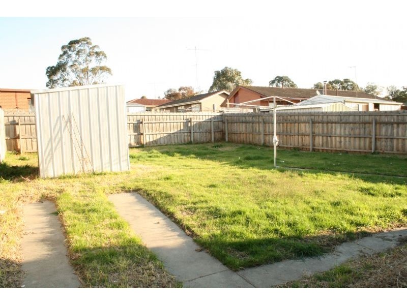 17 Taylor Crescent, Traralgon VIC 3844