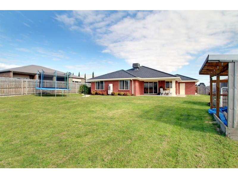 30 Riverslea Boulevard, Traralgon VIC 3844