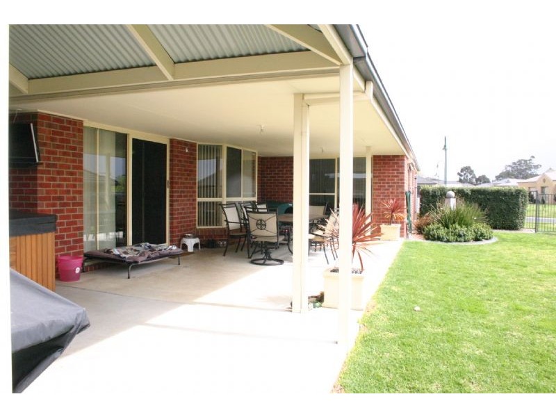 6 Victoria Court, Traralgon VIC 3844