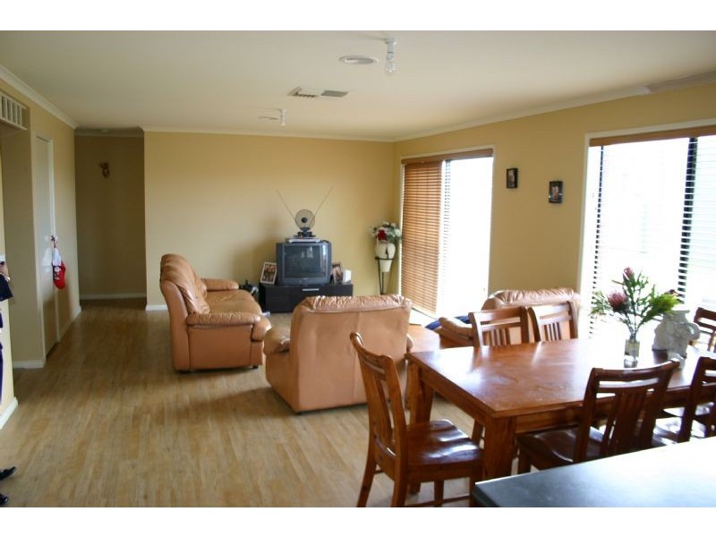 3 Bass Court, Traralgon VIC 3844