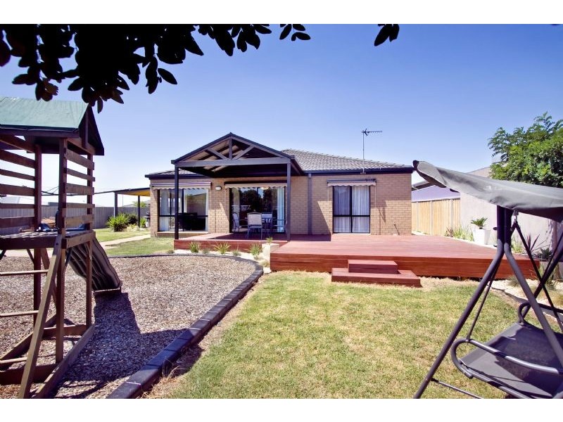 15 Nicholson Place, Traralgon VIC 3844