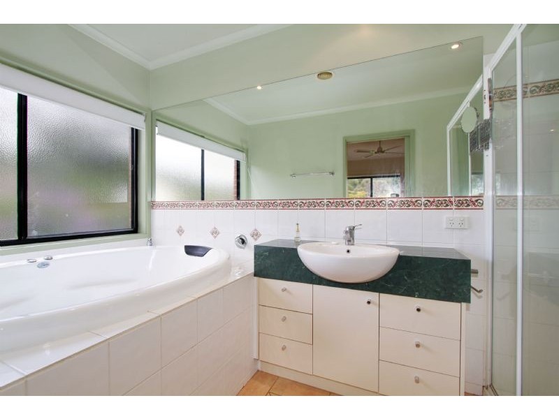 11 Malibu Place, Traralgon VIC 3844