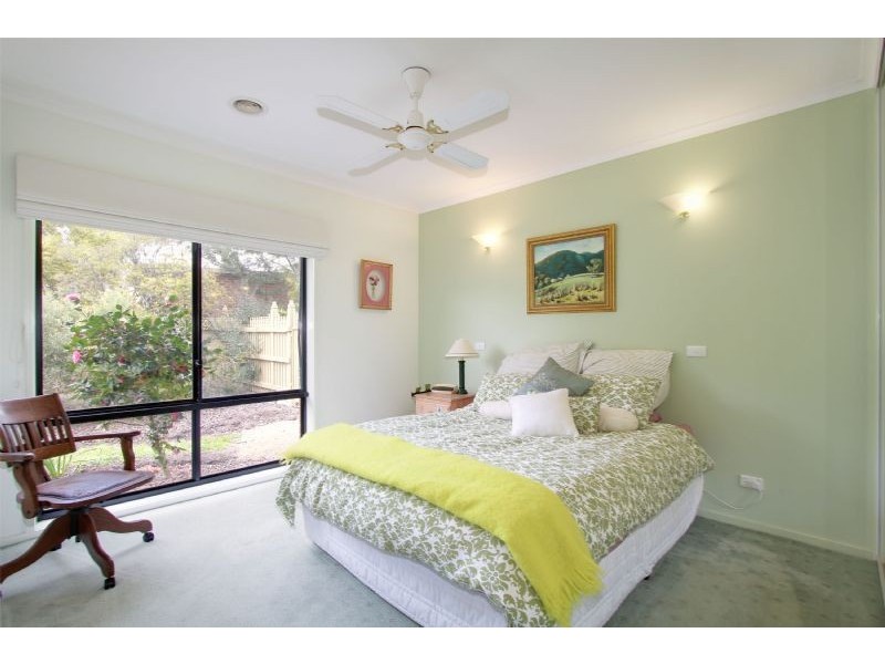 11 Malibu Place, Traralgon VIC 3844