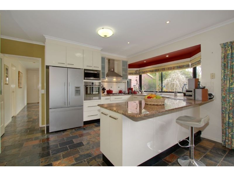 11 Malibu Place, Traralgon VIC 3844