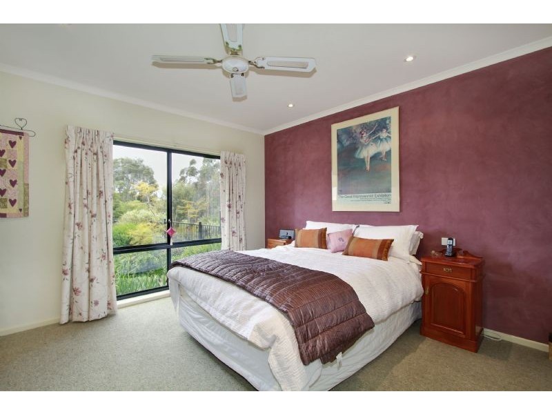 11 Malibu Place, Traralgon VIC 3844