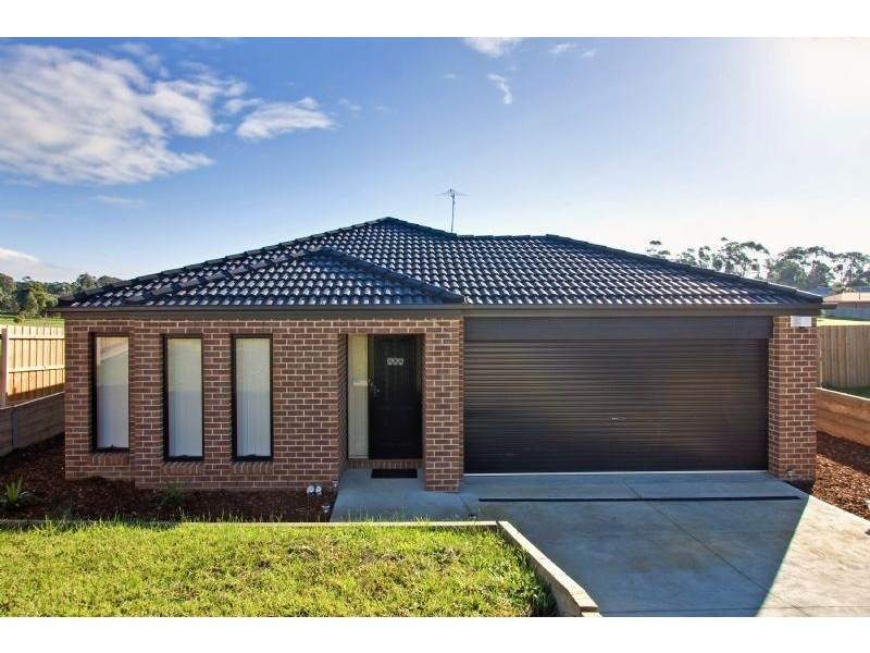 18 Oak Avenue, Traralgon VIC 3844