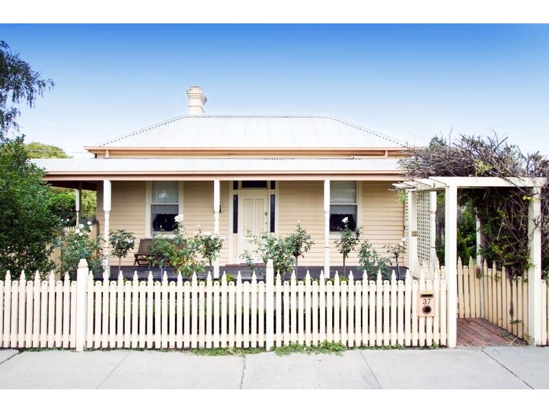 37 Queens Parade, Traralgon VIC 3844
