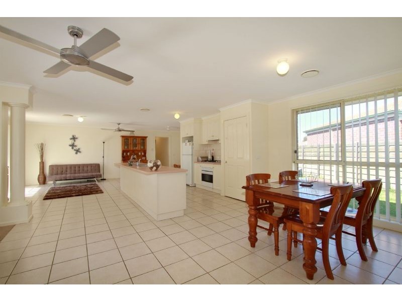 6 Giles Place, Traralgon VIC 3844