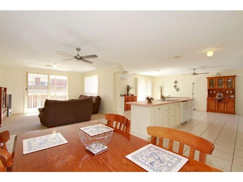 6 Giles Place, Traralgon VIC 3844