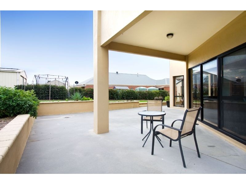12 Nicholas Court, Traralgon VIC 3844