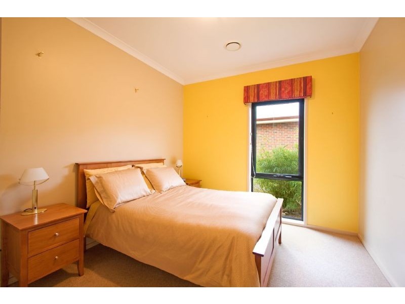12 Nicholas Court, Traralgon VIC 3844