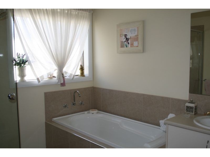 1 Donegal Avenue, Traralgon VIC 3844