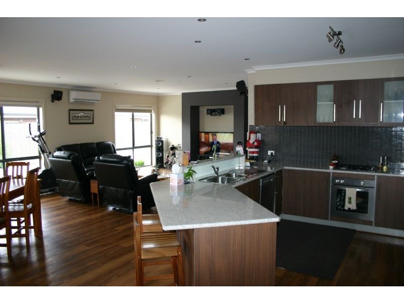 12 Crestmont Court, Traralgon VIC 3844