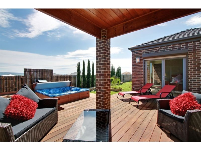 8 Kaitlyn Court, Traralgon VIC 3844