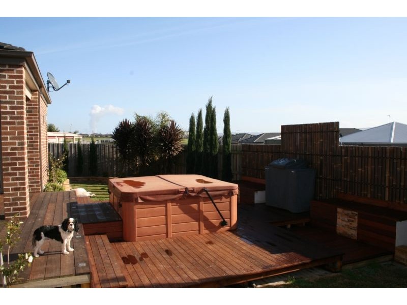 8 Kaitlyn Court, Traralgon VIC 3844