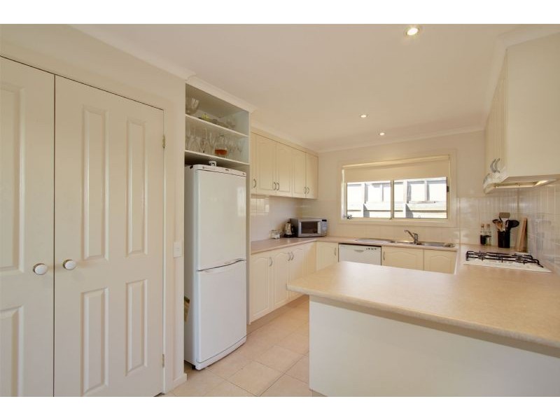 15 Tasman Close, Traralgon VIC 3844