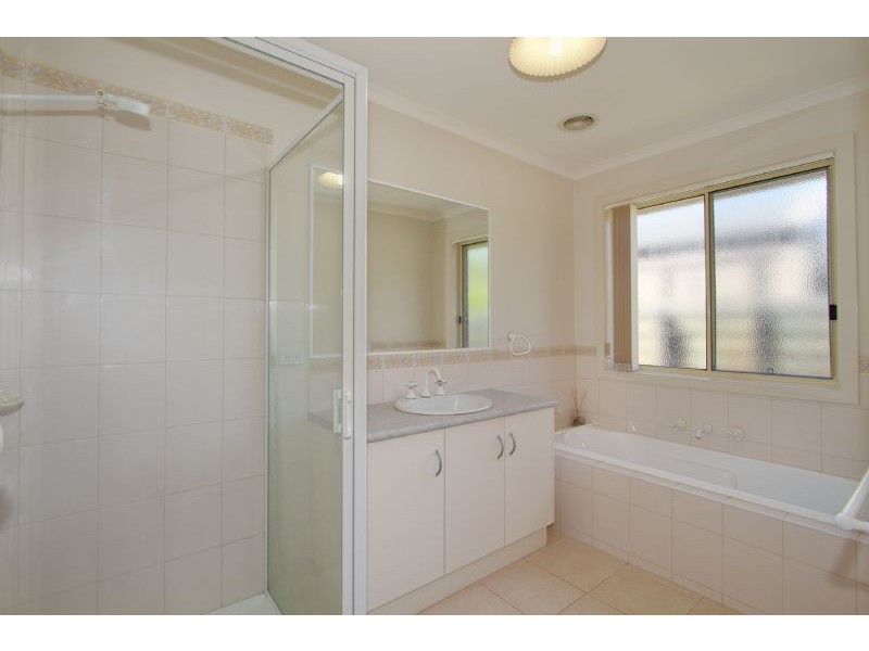 15 Tasman Close, Traralgon VIC 3844