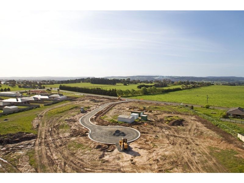 Rostrevor Estate Cross’s Road, Traralgon VIC 3844