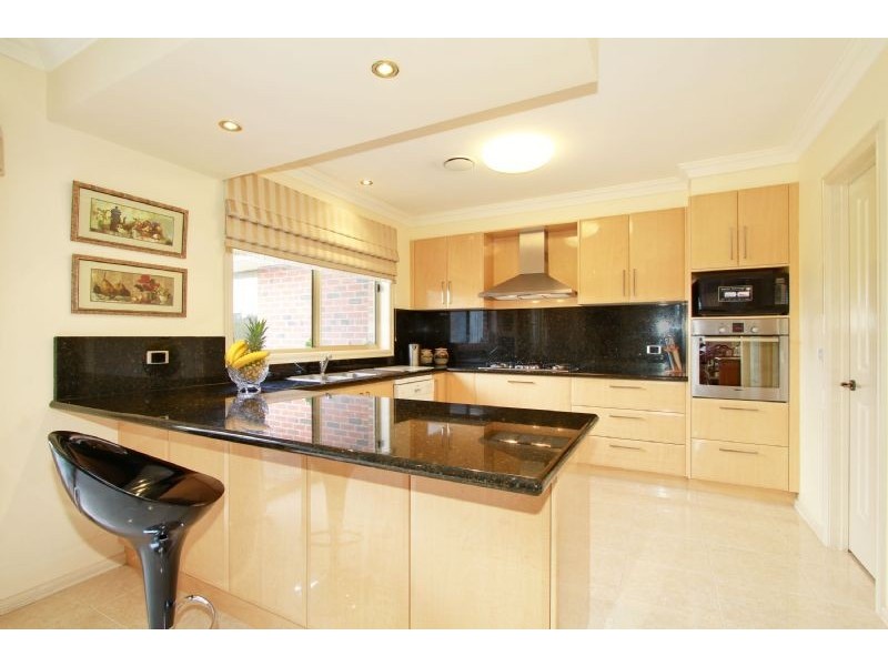 4 Dampier Close, Traralgon VIC 3844