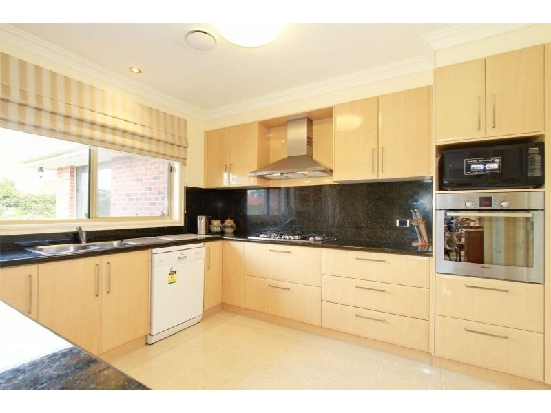 4 Dampier Close, Traralgon VIC 3844