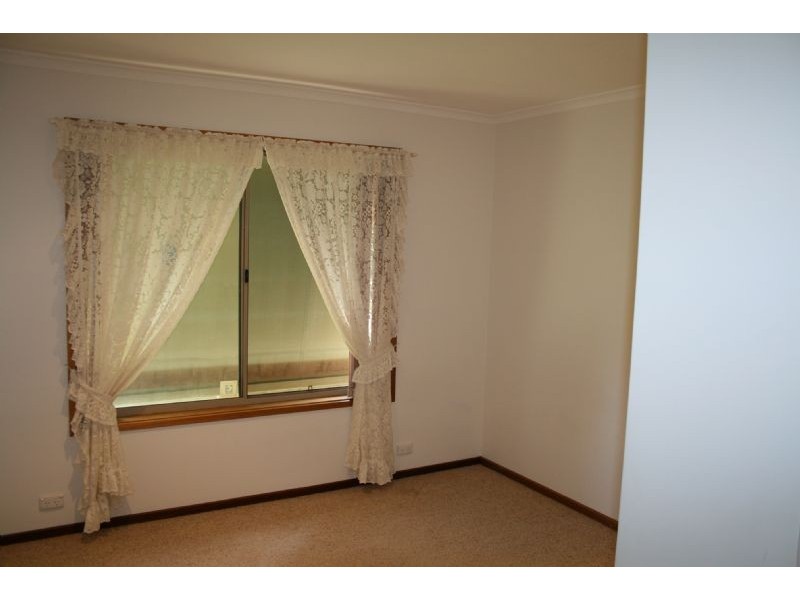 8 Butts Hill Road, Gormandale VIC 3873