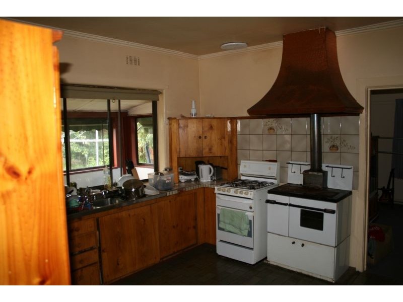 10 Neville Street, Traralgon VIC 3844