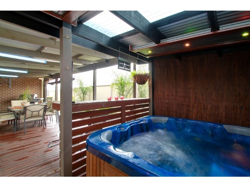 2 Connaught Way, Traralgon VIC 3844