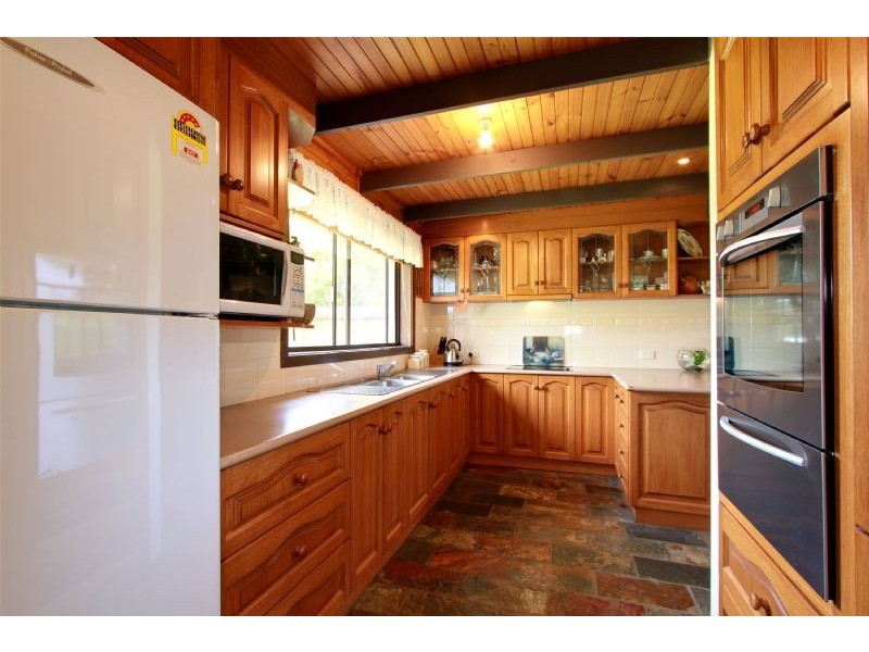 670 Clarkes Road, Hazelwood North VIC 3840