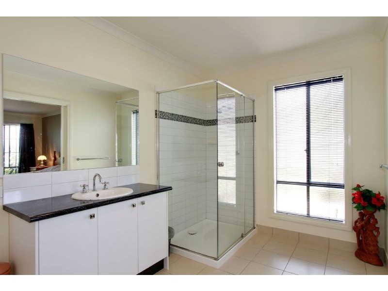 33 Bradman Boulevard, Traralgon VIC 3844