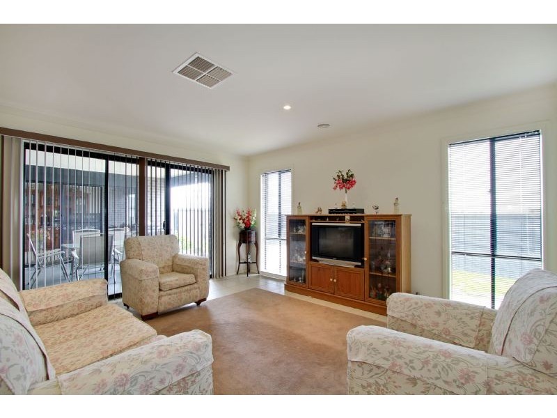 33 Bradman Boulevard, Traralgon VIC 3844