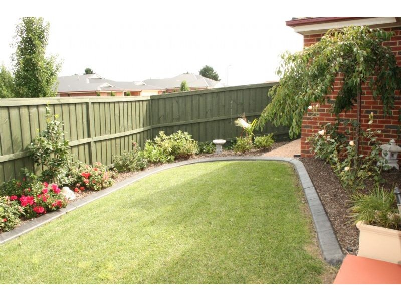 18 Durack  Place, Traralgon VIC 3844