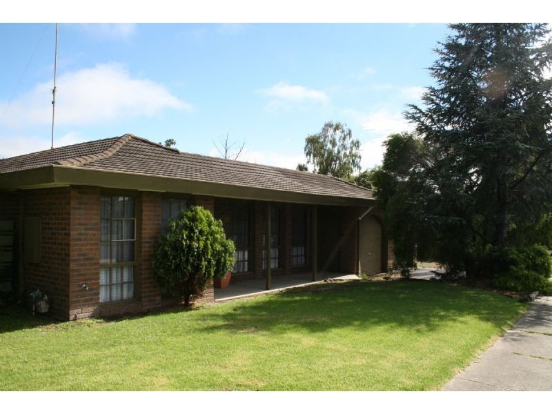 22 Canfield Crescent, Traralgon VIC 3844