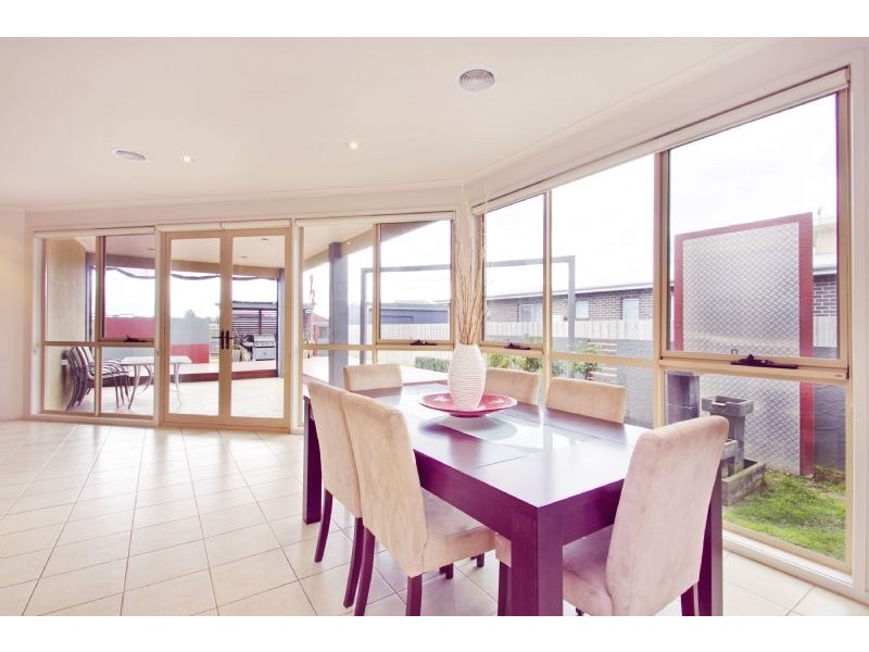 13 Nicholson Place, Traralgon VIC 3844