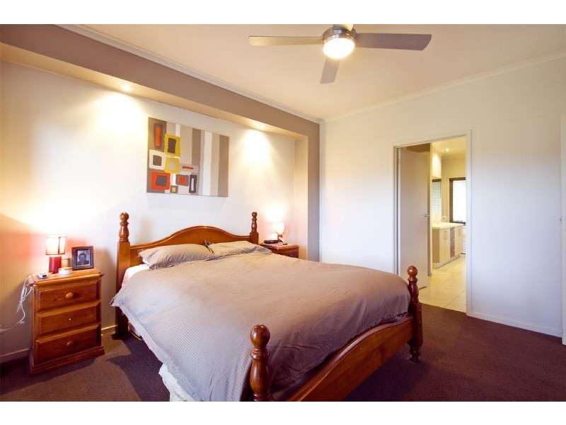 13 Nicholson Place, Traralgon VIC 3844