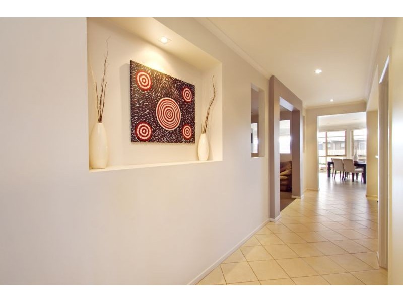13 Nicholson Place, Traralgon VIC 3844