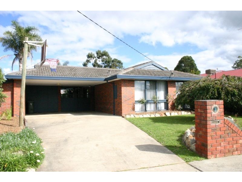 9 Rangeview Drive, Traralgon VIC 3844