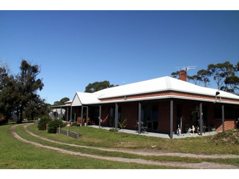 43 McEvoys Track, Seaton VIC 3858