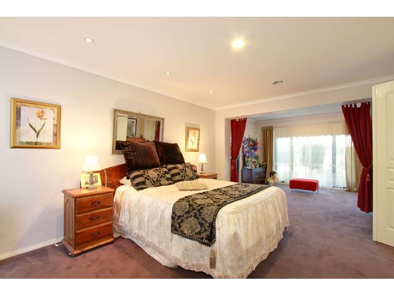 29 Oak Avenue, Traralgon VIC 3844