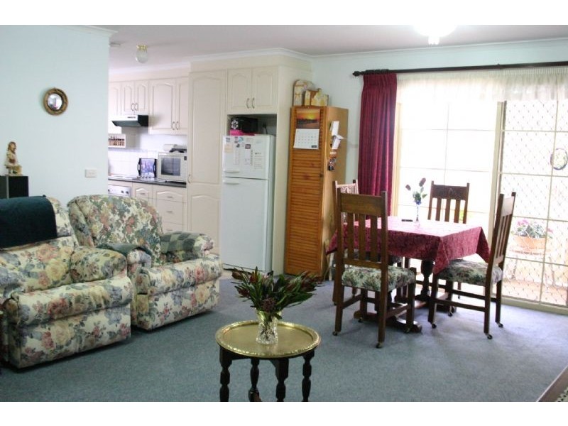 Unit 48 Euston Road Mayfair Gardens, Traralgon VIC 3844