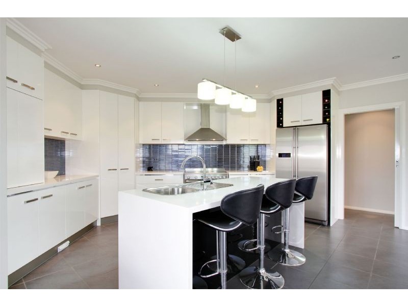 5 Kangaroo Grass Rise, Traralgon VIC 3844