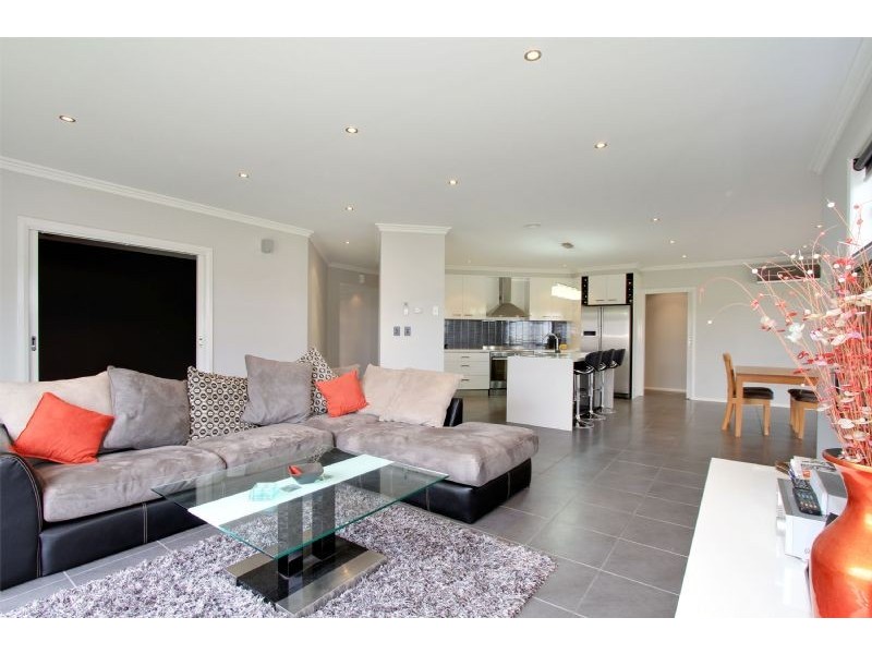 5 Kangaroo Grass Rise, Traralgon VIC 3844