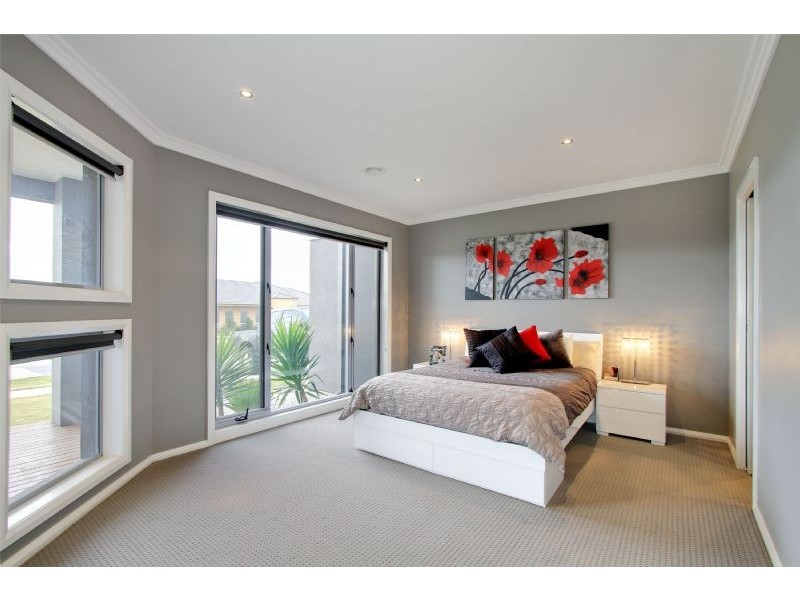 5 Kangaroo Grass Rise, Traralgon VIC 3844