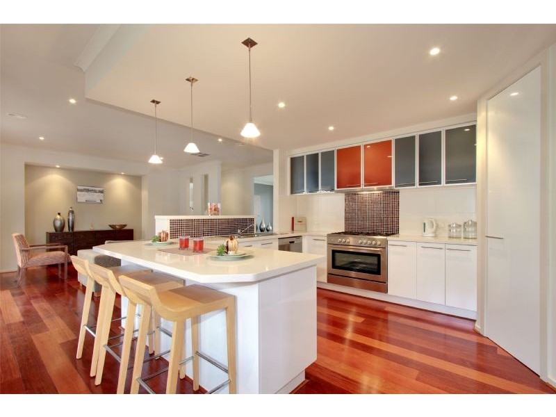 1 Hammersmith Circuit, Traralgon VIC 3844