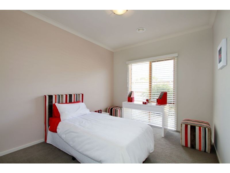 1 Hammersmith Circuit, Traralgon VIC 3844