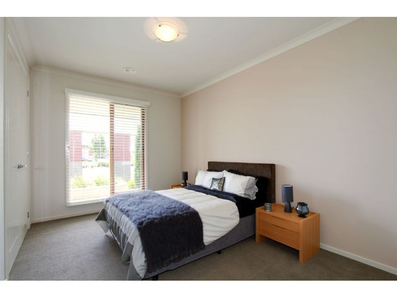 1 Hammersmith Circuit, Traralgon VIC 3844