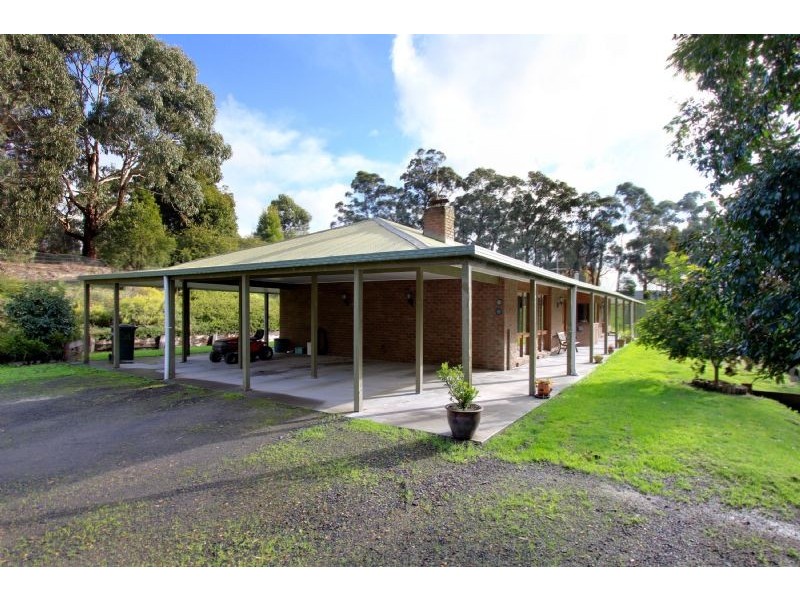 405 Whitelaws Track, Yinnar South VIC 3869