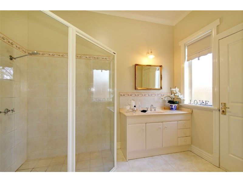 4 Atherley Close, Traralgon VIC 3844