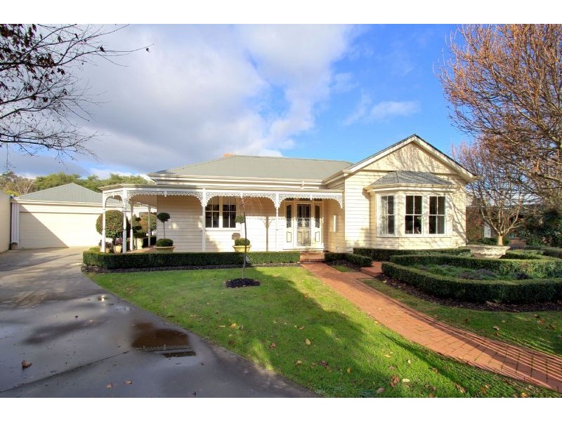 4 Atherley Close, Traralgon VIC 3844