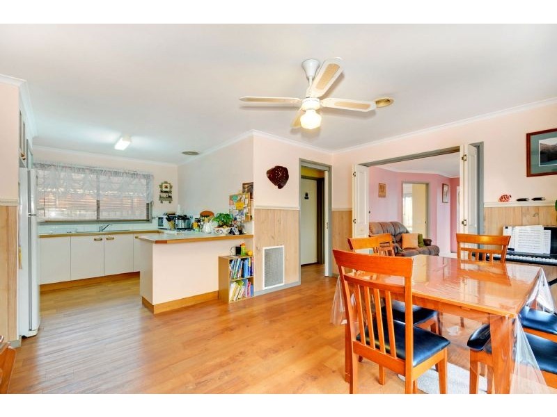 15 Blackwood Place, Traralgon VIC 3844